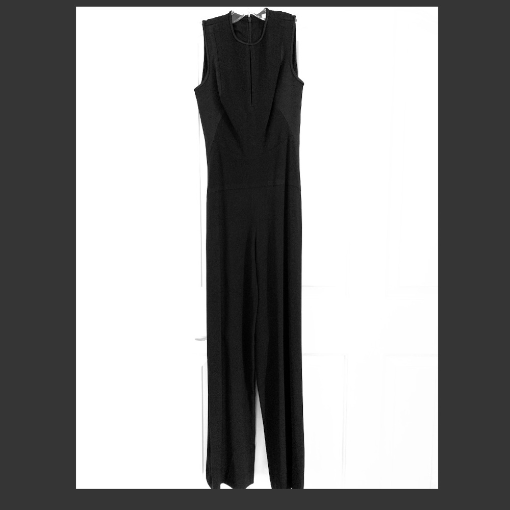 Sexy black BCBG jumper with peekaboo